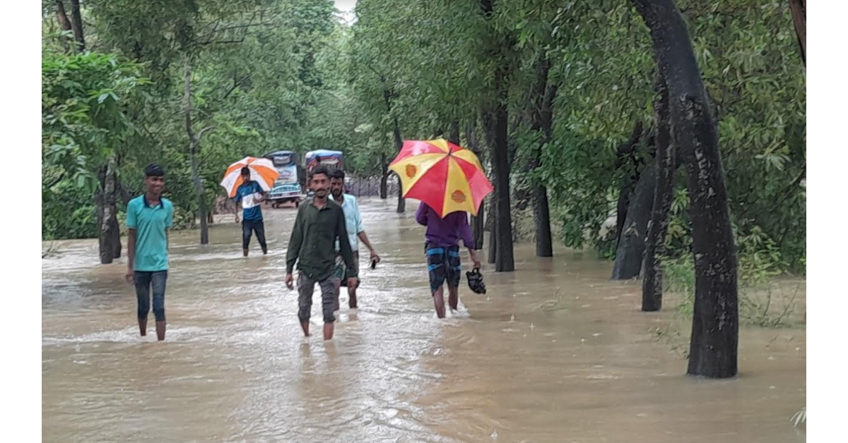 লমাকান্দায় উব্দাখালী নদীর পানি কমছে