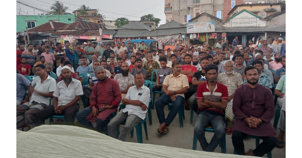 লালপুরে আব্দুলপুর বাজার ব্যবসায়ীদের জরুরী সভা অনুষ্ঠিত