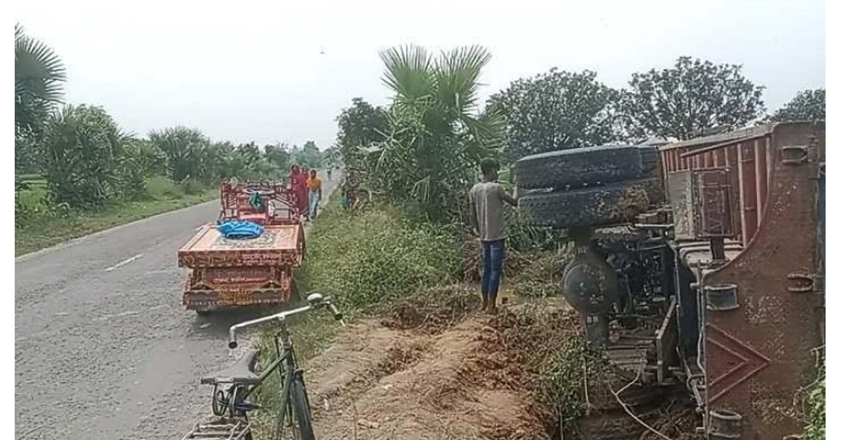 গোমস্তাপুরে ১ দিনের ব্যবধানে আবারও সড়ক দূর্ঘটনা