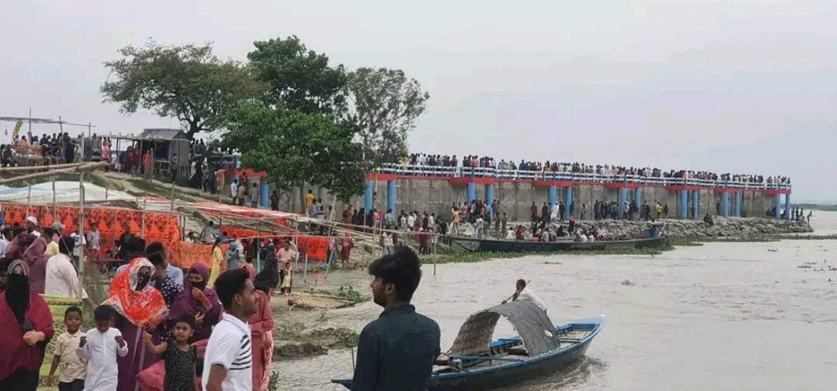 এনায়েতপুরে ভ্রমণ পিপাসুদের উপচে পড়া ভিড়