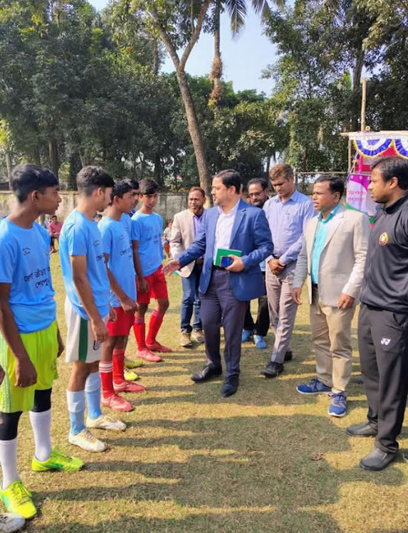 শেরপুরে ফুটবল খেলোয়াড় বাছাই প্রতিযোগিতা অনুষ্ঠিত