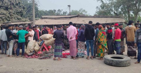 চাঁপাইনবাবগঞ্জে সড়ক দুর্ঘটনায় একজন নিহত