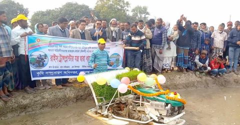 গোমস্তাপুরে সমলয় পদ্ধতিতে ধান চাষের উদ্বোধন