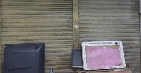 চাটখিল পৌরসভা কতৃপক্ষের বিরুদ্ধে নকশা পরিবর্তন করে দোকান মালিকদের ক্ষতিগ্রস্হ করার অভিযোগ