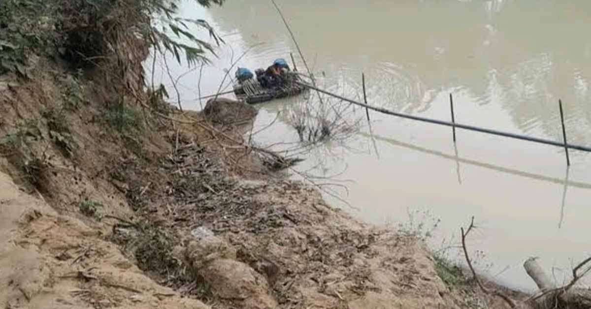 নালিতাবাড়ীতে একের পর এক অভিযান তবুও বন্ধ হচ্ছে না অবৈধ বালু উত্তোলন।