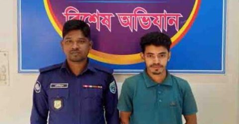 উলিপুরে ছাত্রলীগ নেতা আকাশ গ্রেপ্তার