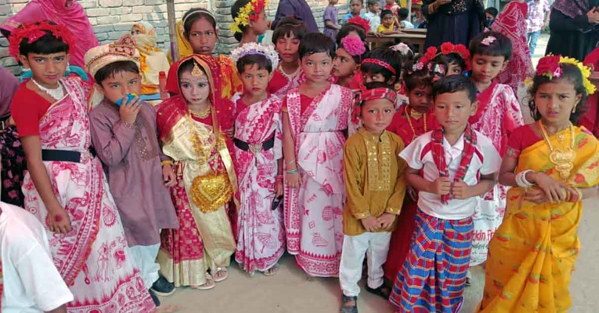 গাংনীতে বর্ষবরণ আনন্দ শোভাযাত্রা অনুষ্ঠিত