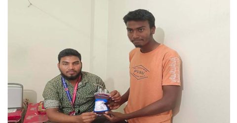 গোমস্তাপুরে রক্তদানে উজ্জ্বল দৃষ্টান্ত স্থাপন করলেন চাঁপাই ব্লাড ডোনেট ফাউন্ডেশনের সদস্য শাওন