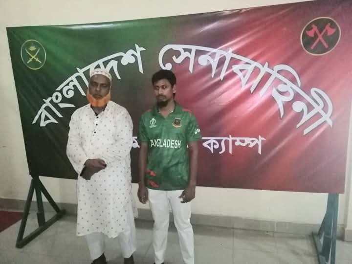 কুড়িগ্রামে চাঁদাবাজির অভিযোগে উপজেলা বিএনপির আহ্বায়ক ও বৈষম্যবিরোধী ছাত্র আন্দলনের নেতা গ্রেপ্তার