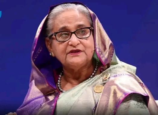 প্রধানমন্ত্রী শেখ হাসিনা ও সাধারণ সম্পাদক ওবায়দুল কাদেরসহ ১৫৫ জনের নাম উল্লেখ করে মামলা দায়ের করা হয়েছে