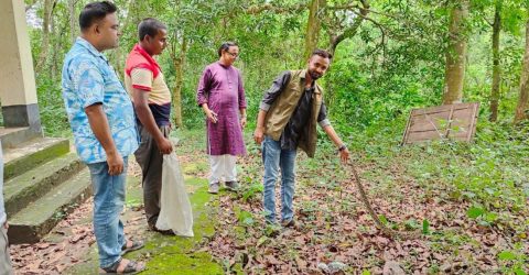 শেরপুরে অজগর সাপ উদ্ধার,বনে অবমুক্ত