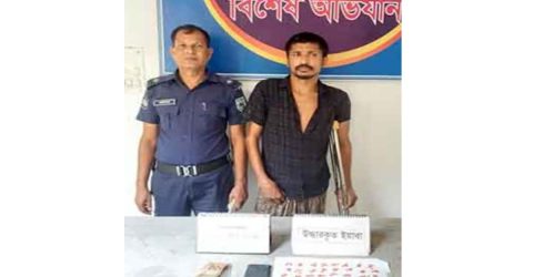 উলিপুরে ২০ মামলার আসামী নয়ন মিয়া গ্রেফতার
