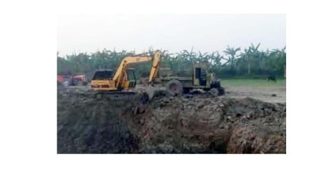 গুরুদাসপুরে অবৈধভাবে বালু উত্তোলন, দুই লাখ টাকা জরিমানা