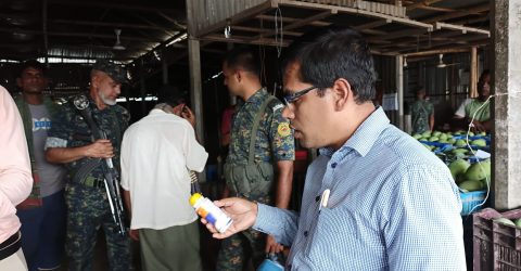 নাটোরে আম ব্যবসায়ীর ৫০ হাজার টাকা জরিমানা