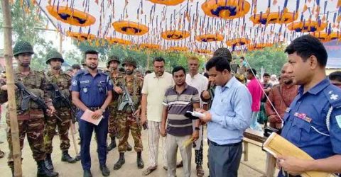 উলিপুরে দুর্গাপুর হাটে ইজারাদারের ৫০ হাজার টাকা জরিমানা