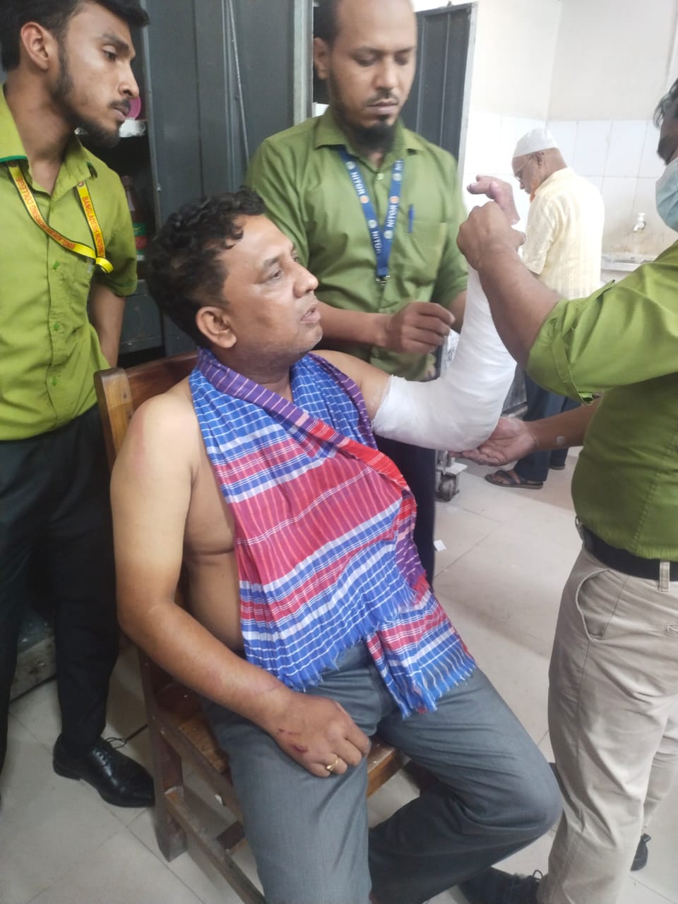 সিংগাইরে সাংবাদিক মাসুম বাদশাহ হামলাকারীর মূলহোতা ইয়াবা সালাম কারাগারে