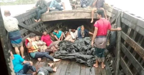 নোয়াখালী হাতিয়া’য় মেঘনা নদীতে ৩৯ যাত্রীসহ ট্রলার ডুবি, নিখোঁজ ৮ জন