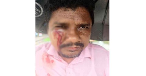 আমতলীতে ব্যবসায়ী মারধরের শিকার
