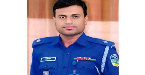 মাদারগঞ্জ মডেল থানায় নতুন ওসি হিসেবে যোগদান করলেন সাইফুল্লাহ সাইফ
