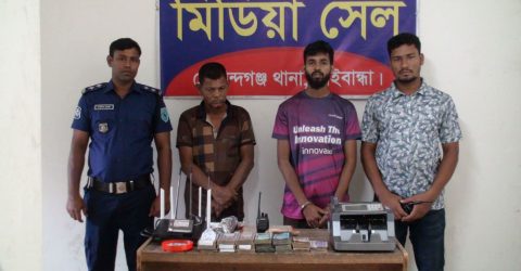 গোবিন্দগঞ্জে১১লাখ টাকা,সীম কার্ড, মাদক ও হ্যাকিং ডিভাইস সহ ২ চিহ্নিত হ্যাকার গ্রেফতার
