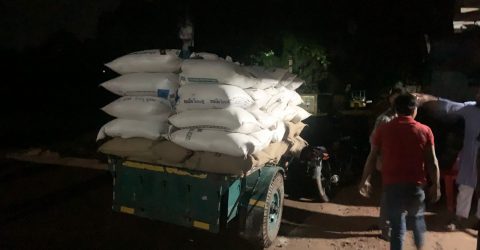 কেন্দুয়ায় রুবেল এন্টারপ্রাইজের গোডাউন থেকে চাল জব্দ