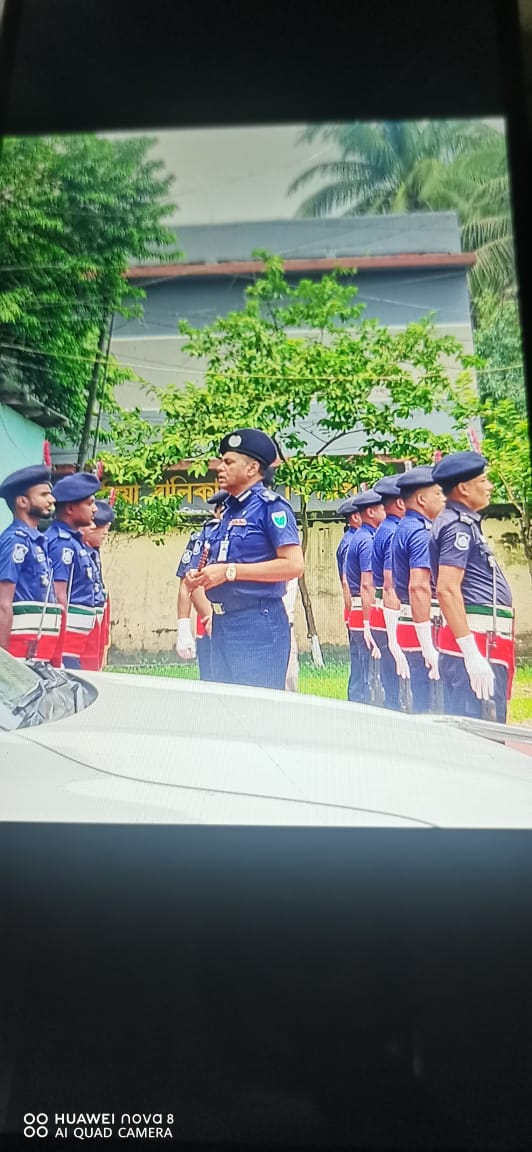 আজমিরীগঞ্জ থানা পরিদর্শন করলেন অতিরিক্ত ডিআইজি মো: আজিজুল ইসলাম