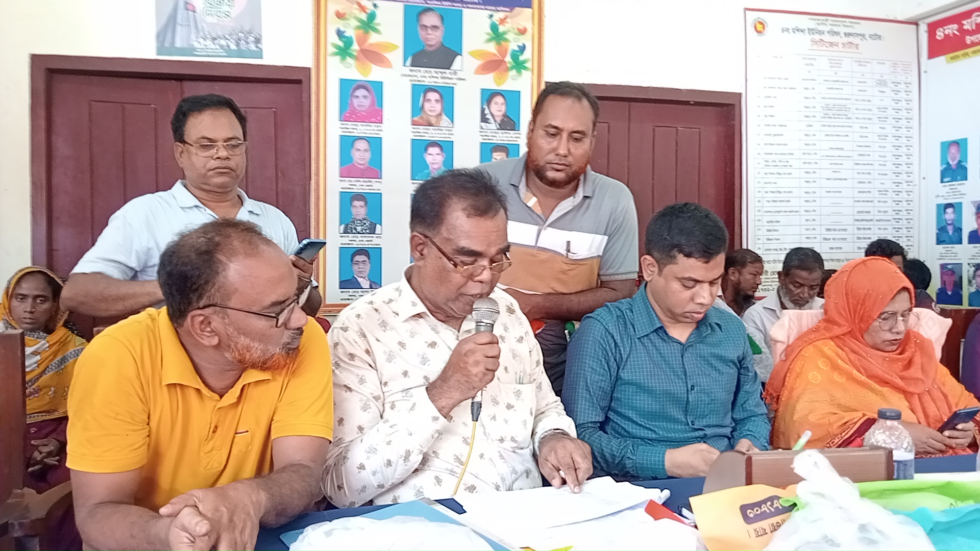 মশিন্দা ইউনিয়নে লটারীর মধ্যে VWB এর নাম ঘোষণা