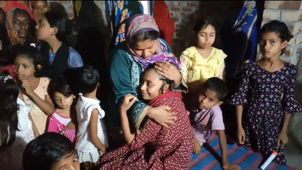 ঝিনাইদহে ২২ দিনের শিশুকে পানি তে ফেলে হত্যা