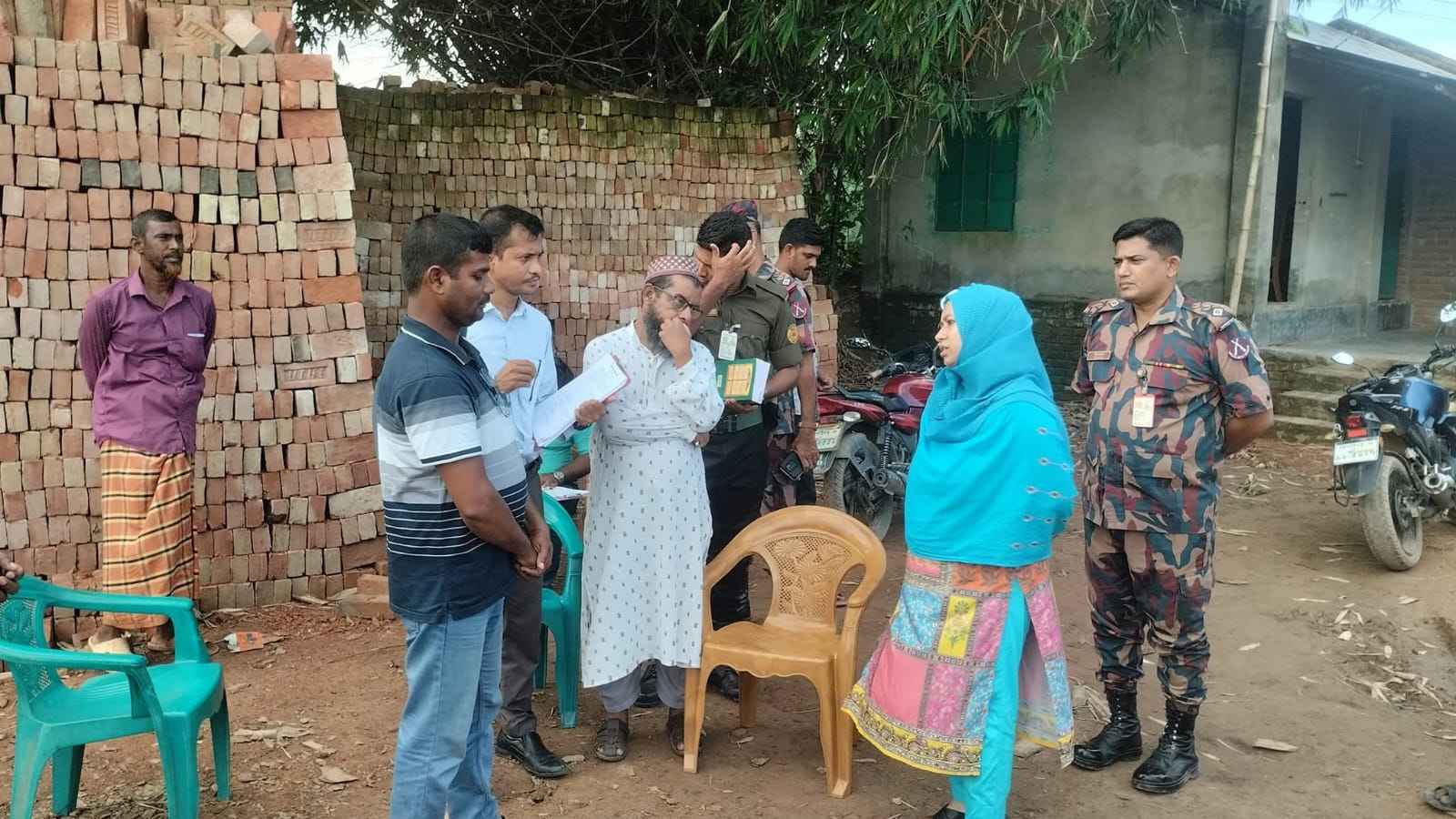 ঝিনাইদহে ইটভাটায় নিষিদ্ধ জালানির কাঠ ব্যবহার, দুই লহ্ম টাকা জরিমানা আদায়