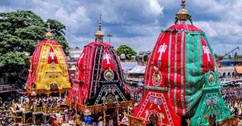 নোয়াখালীতে ধর্মীয় উৎসবের রঙে রঙিন শ্রী শী জগন্নাথ বলদেব ও সুভদ্রাদেবীর রথযাত্রা