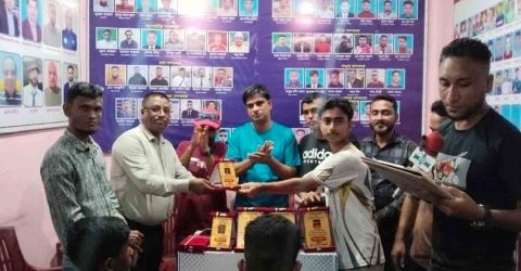 ওসমানীনগরে নুনু ফুটবল একাডেমির পক্ষ থেকে এসএসসি পরিক্ষায় উত্তীর্ণ ৯ শিক্ষার্থী কে সংবর্ধনা
