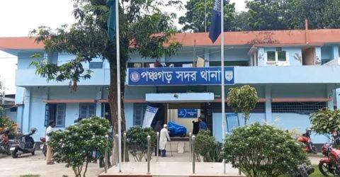 পঞ্চগড়ে শিশুর গলায় ছুরি ধরে মাকে সংঘবদ্ধ ধর্ষণ, গ্রেপ্তার ৪