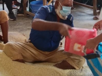 বটিয়াঘাটায় সরকারি চাউল বিতরণে নয় ছয়