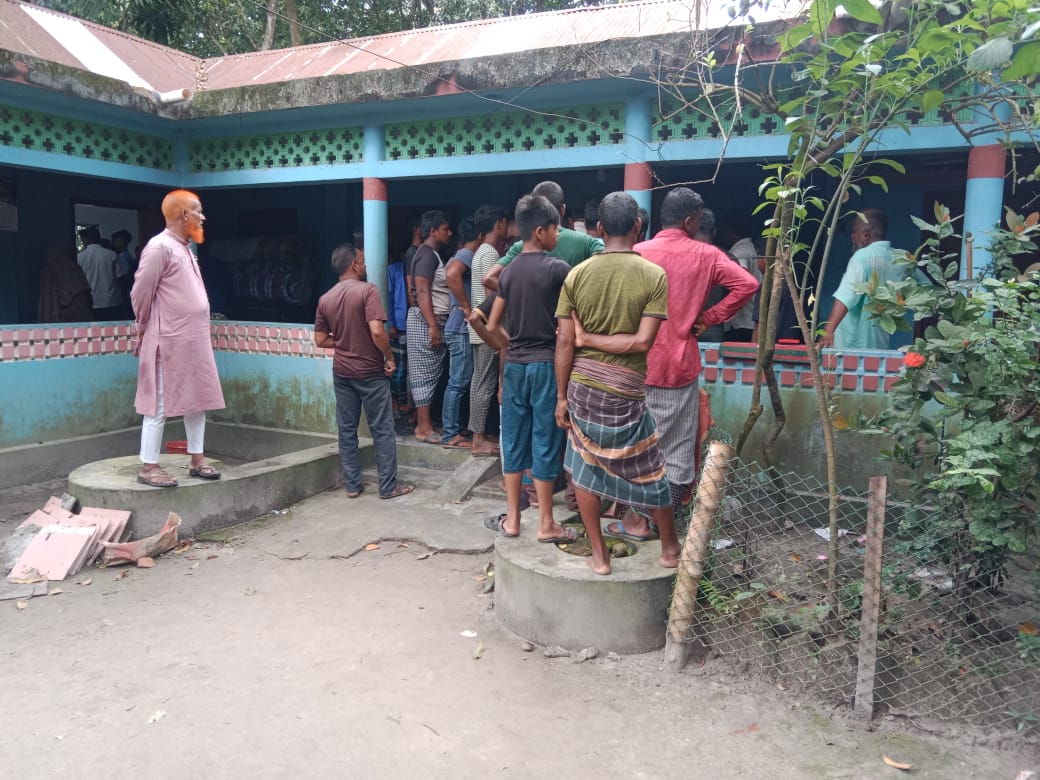 ডোমার উপজেলা বিএনপির সভাপতির বাড়িতে দুঃসাহসিক চুরি