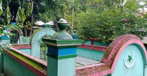 হবিগঞ্জে প্রভাবশালী,র দখলে হযরত আব্দুল্লাহ খাঁন এর মাজার