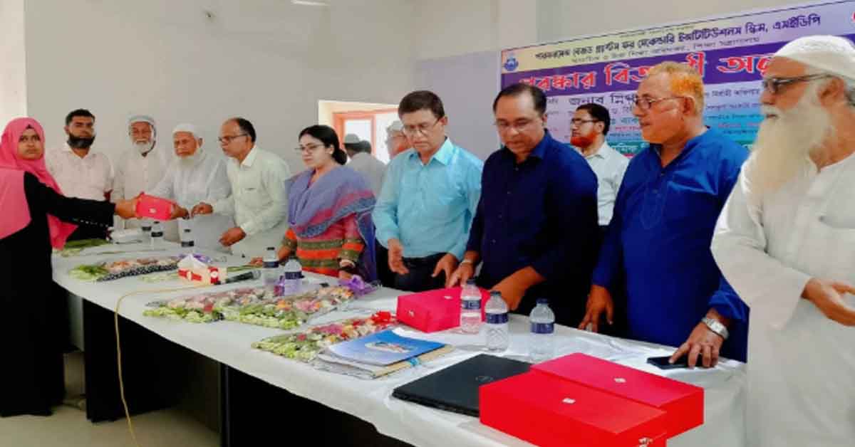 ঝিনাইদহের শৈলকুপায় ৪০ জন কৃতি শিক্ষার্থীদের পুরস্কর ও সনদ প্রদান