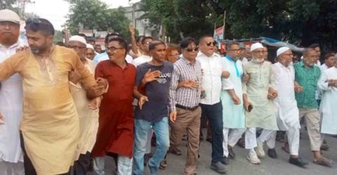 বেলকুচিতে তারেক রহমান কে অবমাননা ও বিএনপির বিরুদ্ধে অপপ্রচার এর প্রতিবাদে বিক্ষোভ মিছিল অনুষ্ঠিত
