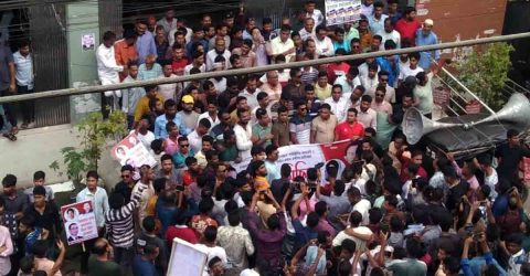 দেশকে অস্থিতিশীল করার প্রতিবাদে বরগুনা জেলা স্বেচ্ছাসেবক দলের বিক্ষোভ মিছিল ও সমাবেশ
