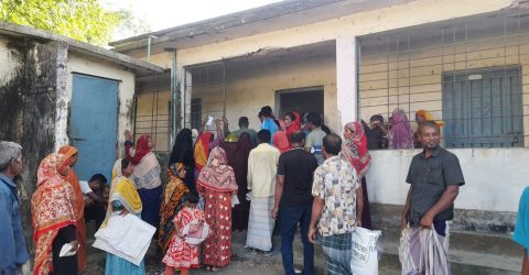 ভিজিডি’র চাল ৬ বস্তার স্থলে দেওয়া হচ্ছে ৪ বস্তা প্রতারণার শিকার হচ্ছে সুবিধাভোগীরা পিএস হেলালের দাম্ভিকতায় চলে পরিষদ