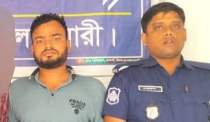 নীলফামারীর ডিমলায় যৌথবাহিনীর অভিযানে মাদক সম্রাট গ্রেফতার