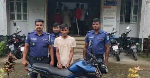 টুঙ্গিপাড়ায় চুরি যাওয়া মটরসাইকেল উদ্ধার, সংঘবদ্ধ চক্রের এক সদস্য গ্রেফতার