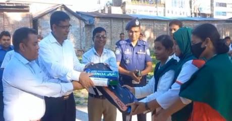 পঞ্চগড়ের বোদায় বিভিন্ন প্রকল্পের উদ্বোধন ও ক্রীড়া সামগ্রী বিতরণ