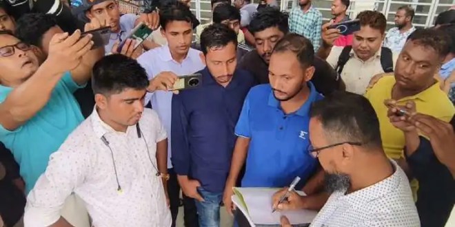 লালমনিরহাট হাতীবান্ধায় অনিয়ম দুর্নীতি অভিযোগে টিটিসি কর্মকর্তার পদত্যাগ