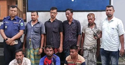 কাহালু থানার অফিসার ইনচার্জ এ-র প্রত্যক্ষ নেতৃত্বে সঙ্গীয় অফিসার ও ফোর্স সহ ৭ জন জুয়ারু গ্রেফতার