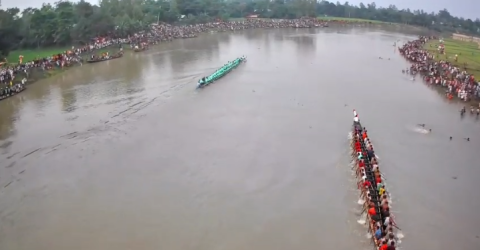 শেরপুরে ঐতিহ্যবাহী নৌকা বাইচ অনুষ্ঠিত