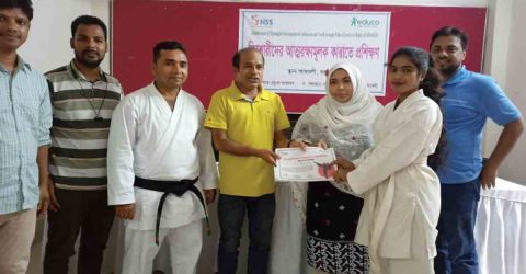 বেসরকারি সংস্থা নজরুল স্মৃতি সংসদ এনএসএস এর উদ্যোগে ৬ সপ্তাহ ব্যাপী কারাতে প্রশিক্ষণ