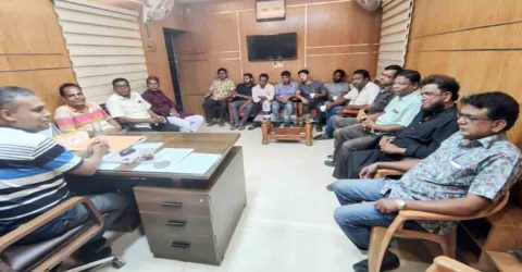 বোয়ালমারী নবগঠিত প্রেসক্লাবের সাংবাদিকদের সাথে ওসির মতবিনিময়