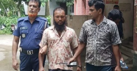 বোয়ালমারীতে প্রতিবন্ধী কিশোরী ধর্ষণ,মামলা হওয়ার এক ঘন্টার মধ্যে আসামি গ্রেপ্তার