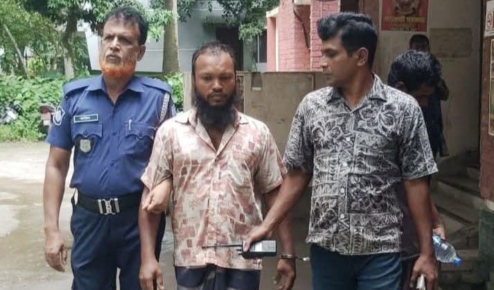 বোয়ালমারীতে প্রতিবন্ধী কিশোরী ধর্ষণ,মামলা হওয়ার এক ঘন্টার মধ্যে আসামি গ্রেপ্তার