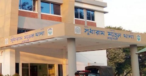 নোয়াখালীতে দফায় দফায়  দুর্ধর্ষ ডাকাতি, নগদ টাকাসহ মালামাল লুট